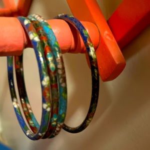 Set of 4 Cloissone Chinese enamel hand painted bangle bracelets